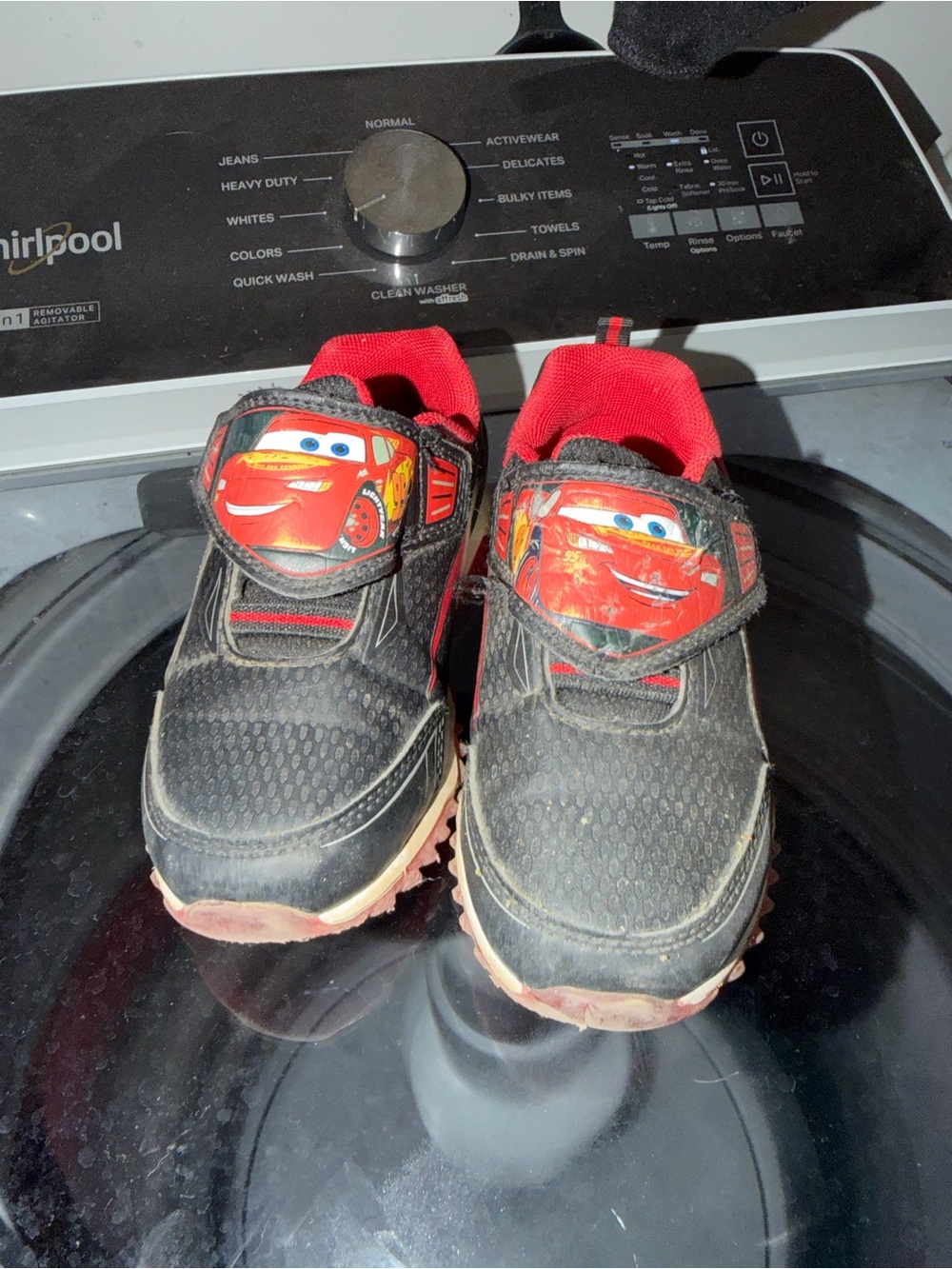 Kids LIGHTUP Lightning McQueen Velcro Sneakers in Black & Red